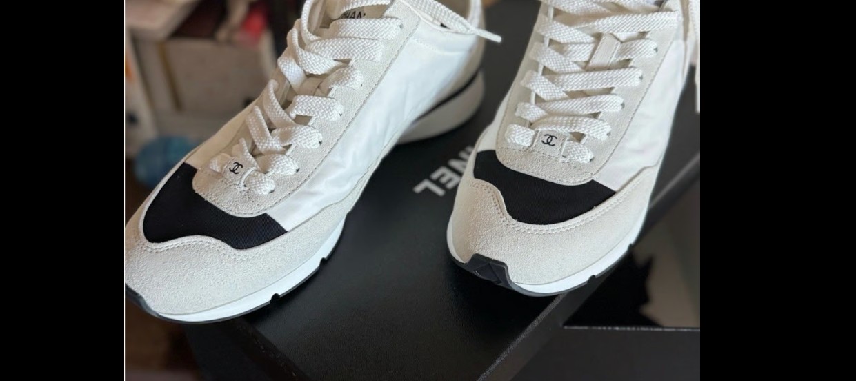 CHANEL Interlocking CC Logo Cream and Black