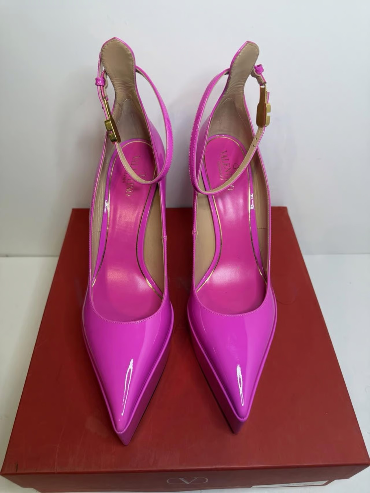 Valentino Garavani Tan-Go Pink Patent Platform Ankle Strap Pumps Womens
