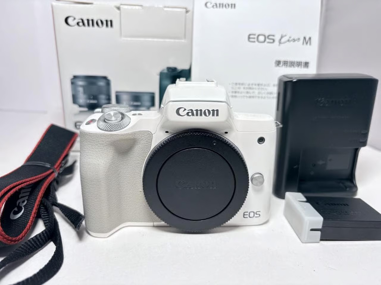 Canon EOS Kiss M Body (White) - Includes Original Box