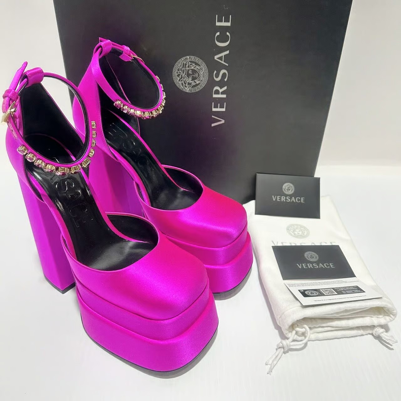 Versace Aevitas Platform Pumps Pink Fuchsia Satin Crystal NIB