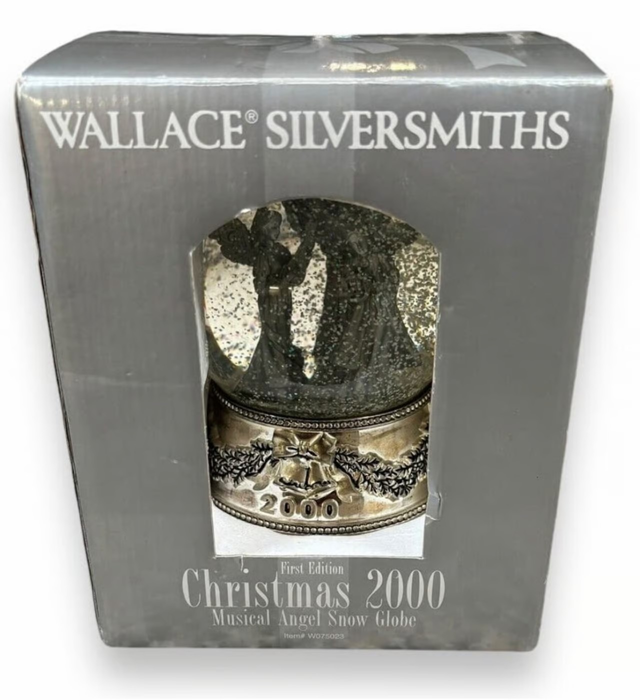 Vintage Wallace Silversmiths 1st Edition 2000 Musical Christmas Angel Snow Globe