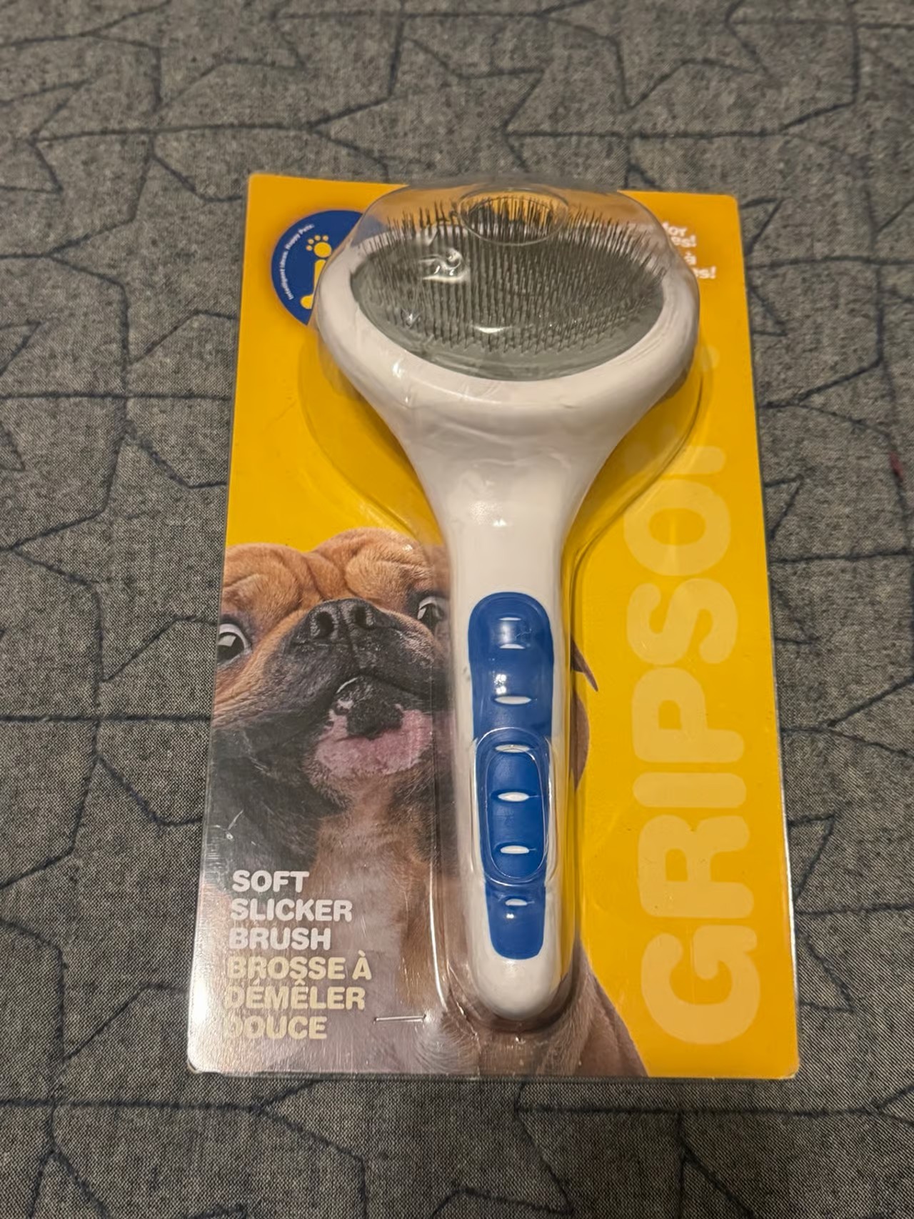 Pet supplies brush
