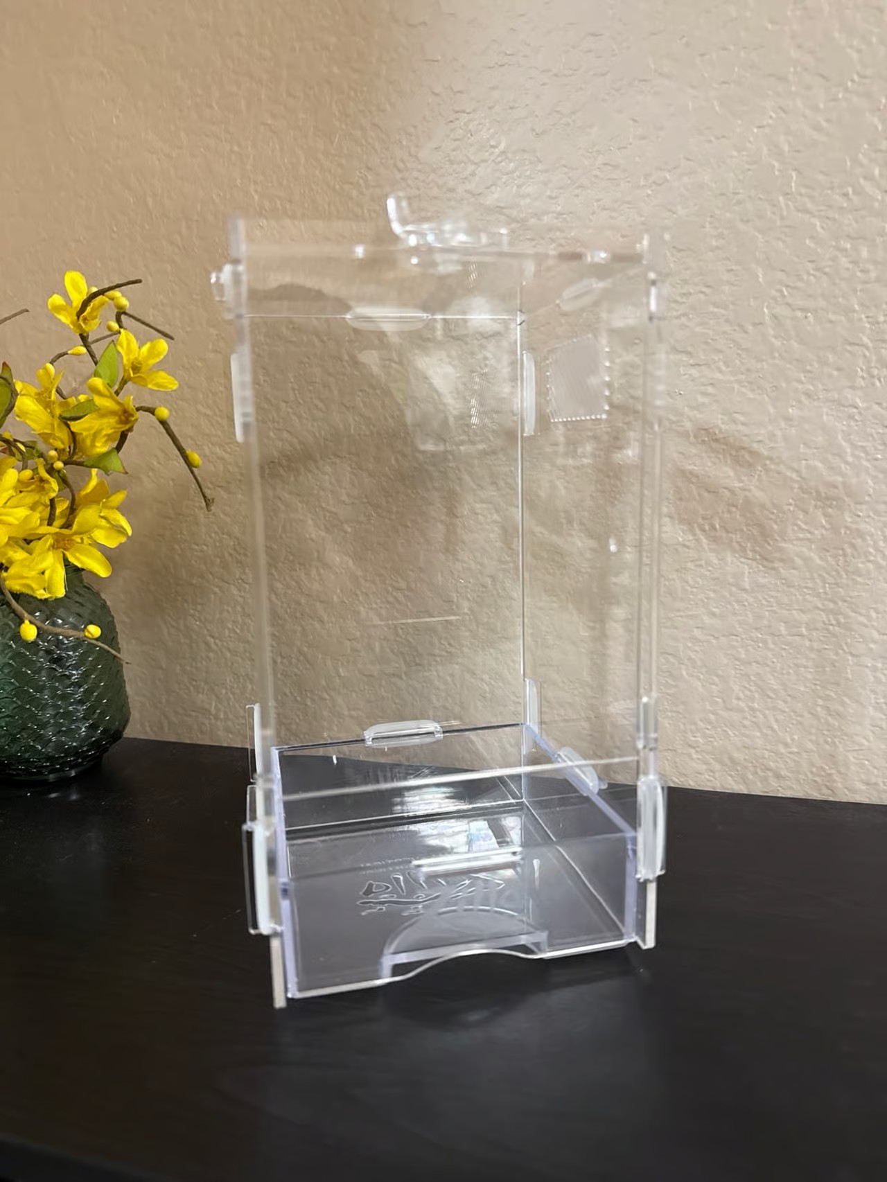 Zilla Invertebrate Enclosure