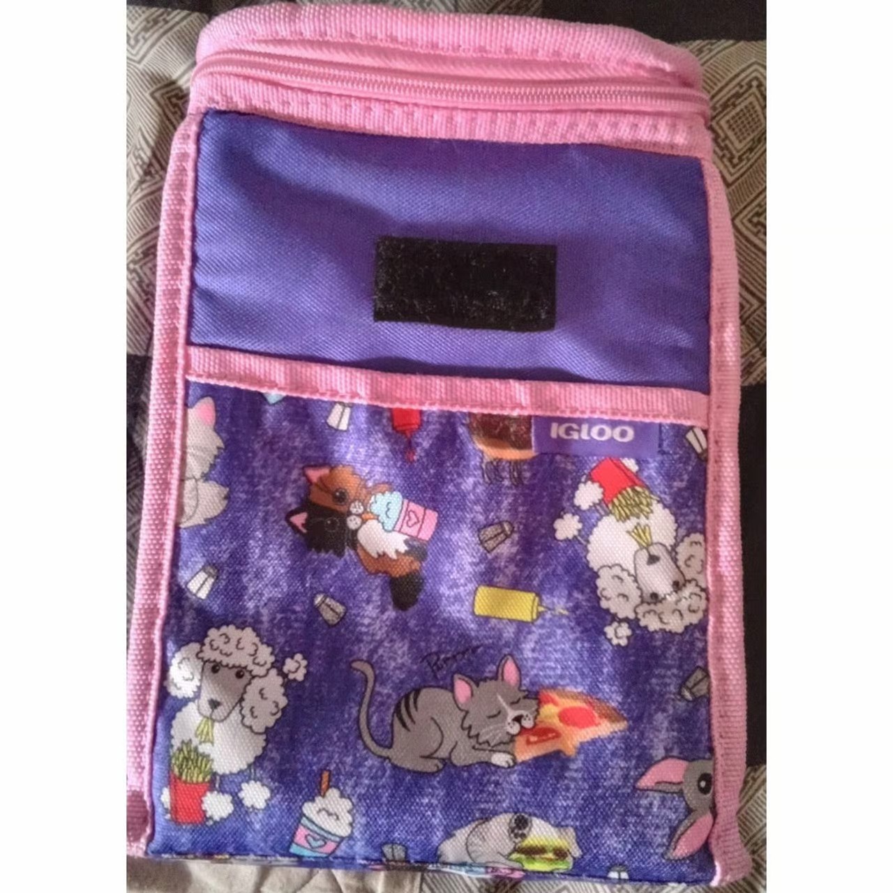 Igloo Insulated Lunch Sack w/ Puppies & Kittens in Purple with Pink Trim