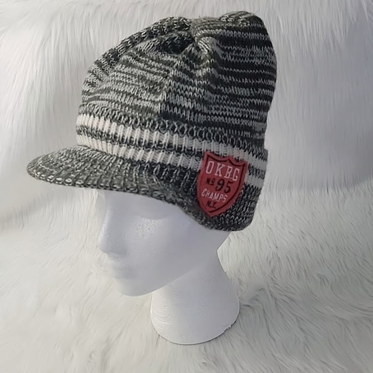 OSHKOSH B'GOSH Boy's Green Cream Striped Marled Knit Brim Winter Beanie Hat 8-12