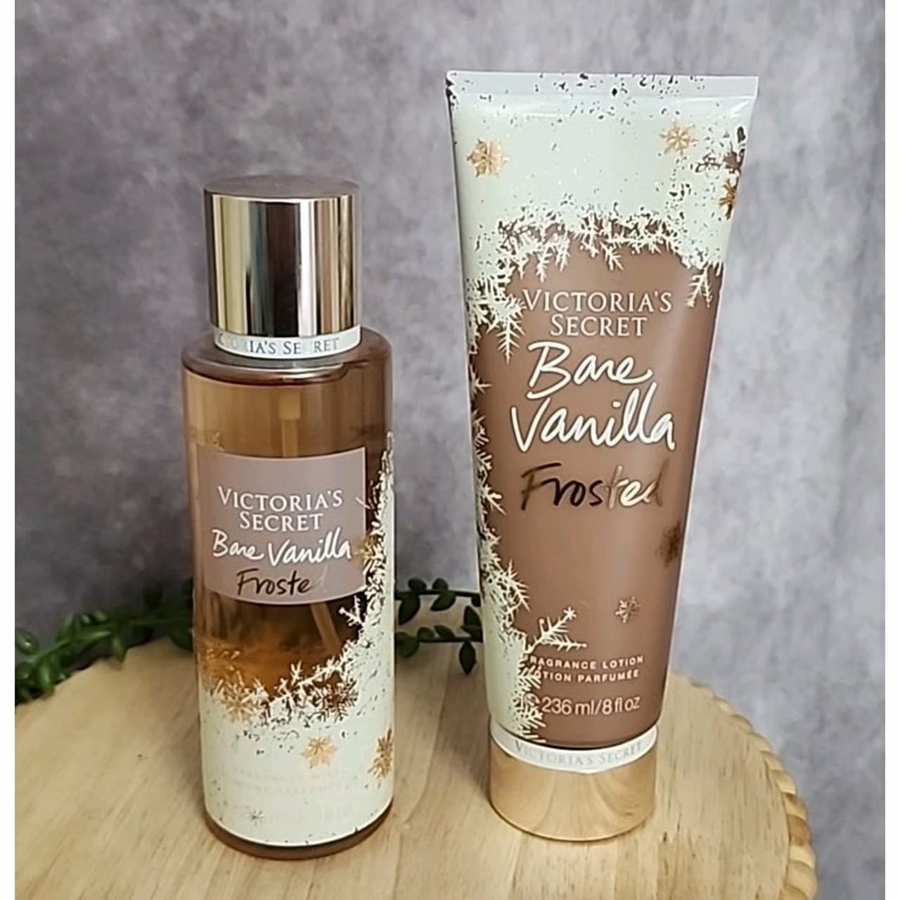 Victoria's Secret Bare Vanilla Frosted Fragrance Mist Body Spray Lotion 2 Pc